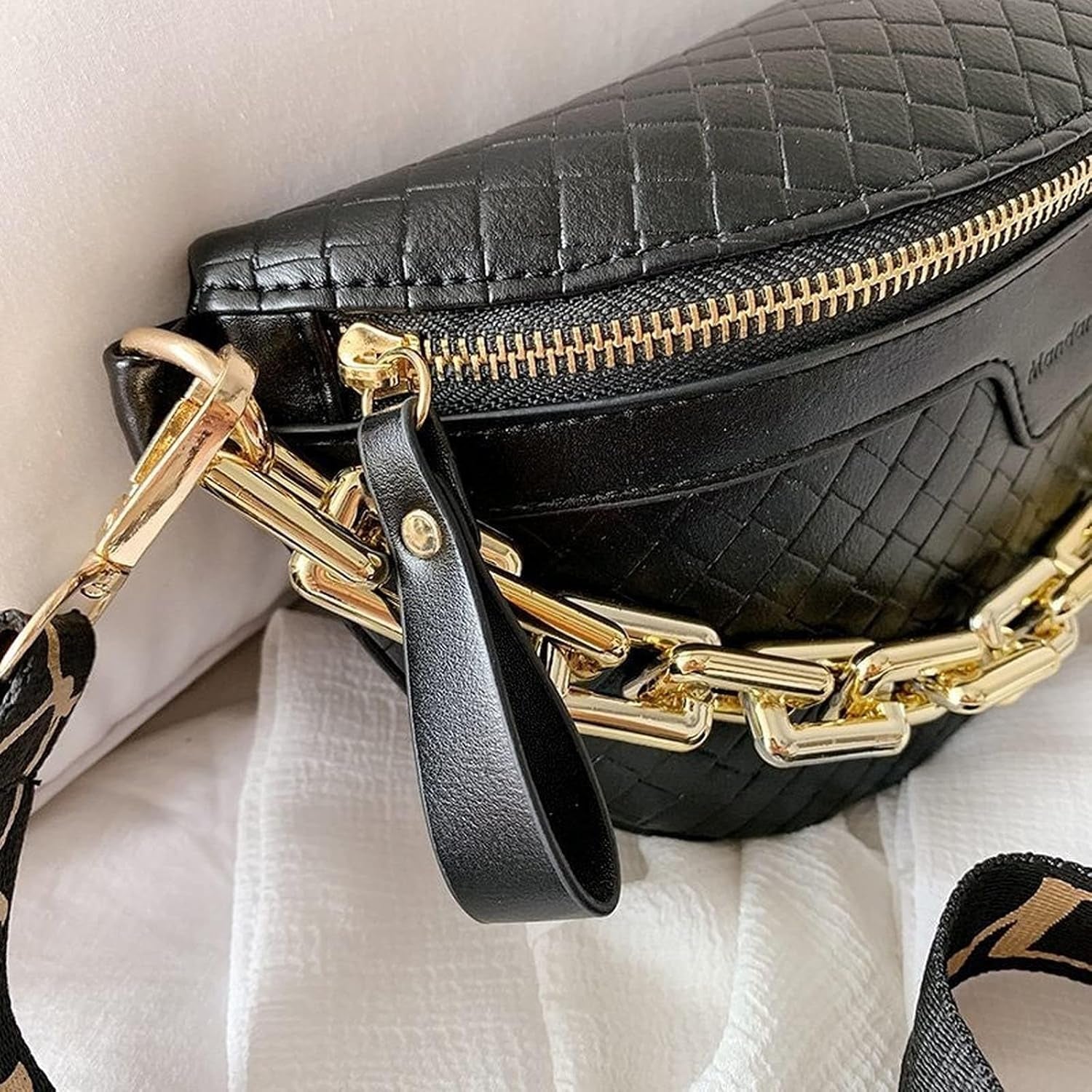 Thick Chain Women'S Fanny Pack Plaid Leather Waist Bag Shoulder Crossbody Chest Bags Luxury Designer Handbags Female Belt Bag (Black)