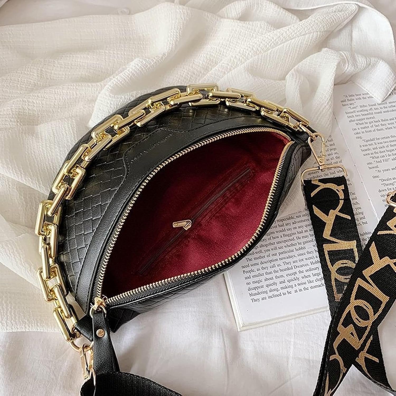 Thick Chain Women'S Fanny Pack Plaid Leather Waist Bag Shoulder Crossbody Chest Bags Luxury Designer Handbags Female Belt Bag (Black)